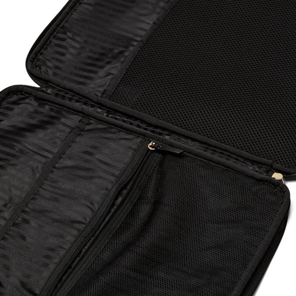 Victoria's Secret The Laptop Sleeve Case Floral Noir NEW - Picture 3 of 3